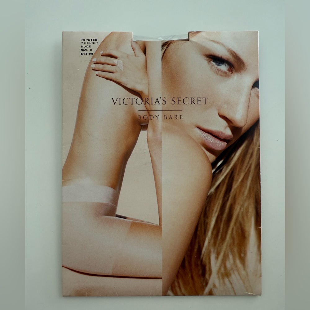 Victoria’s Secret Body Bare Hosiery 7 Denier Nude Size B NWT Vintage